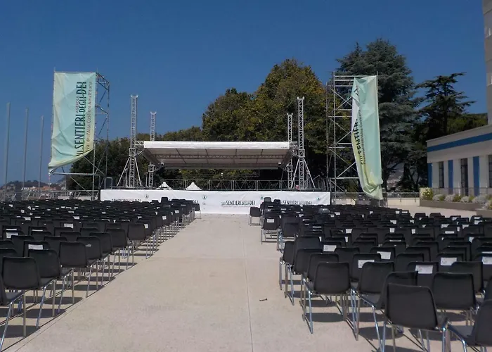 Lägenhet Il Paradiso Degli Dei *